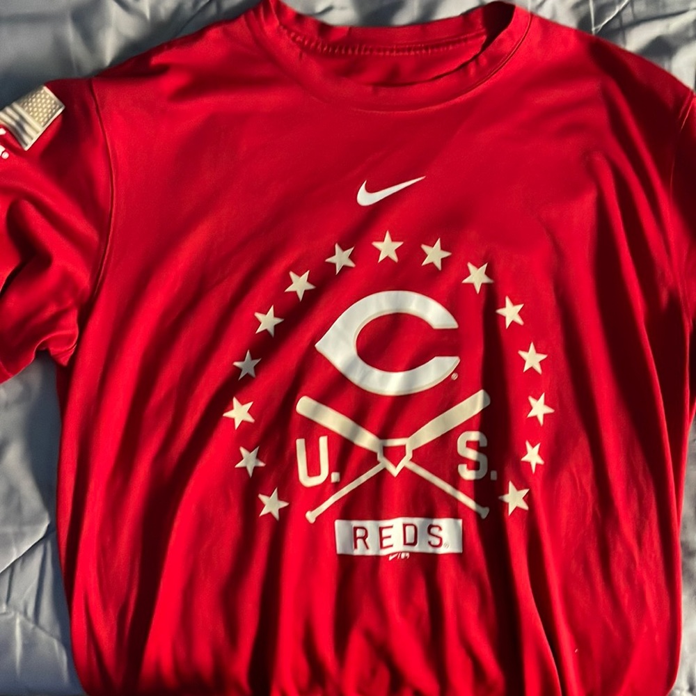 Mens Red Nike Tee